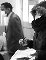 Food queues : Food lines : Hell's Kitchen : Streetlife, New York, Photo by Richard Moore